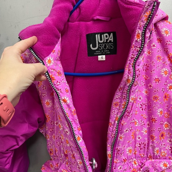 Little girls snow suit! - Picture 2 of 4